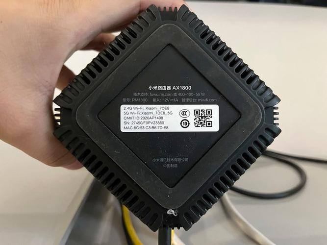 路由器后面的wifi和rst两个按钮的作用缩略图