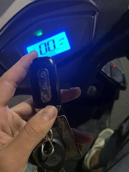 电动车钥匙拧了有电不走缩略图