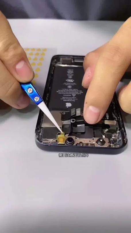 前置摄像头被钢化膜贴住有影响吗缩略图