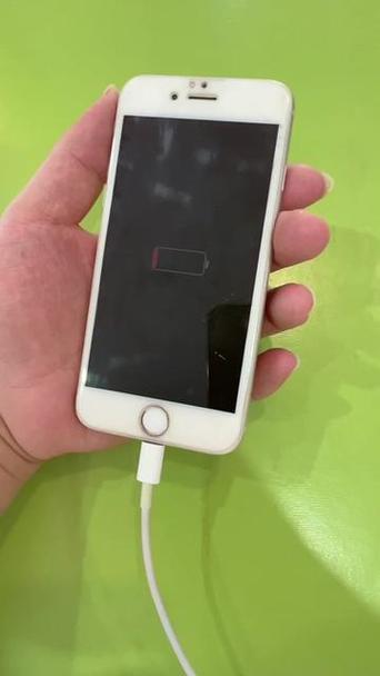 手机充电显示颜色不一样缩略图
