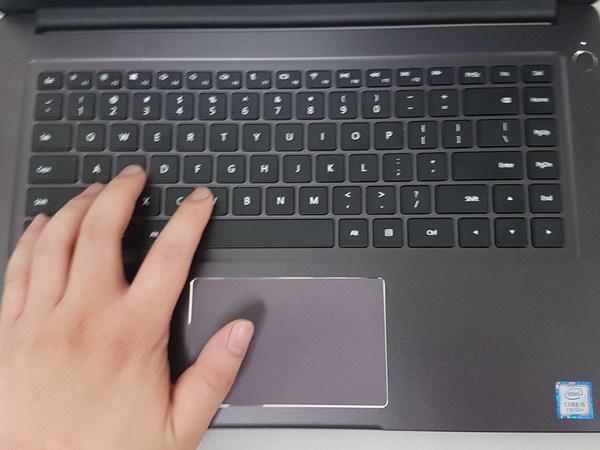 华为笔记本的触摸板怎么打开缩略图