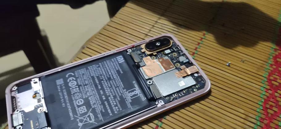 小米8白色信号线是干嘛的缩略图