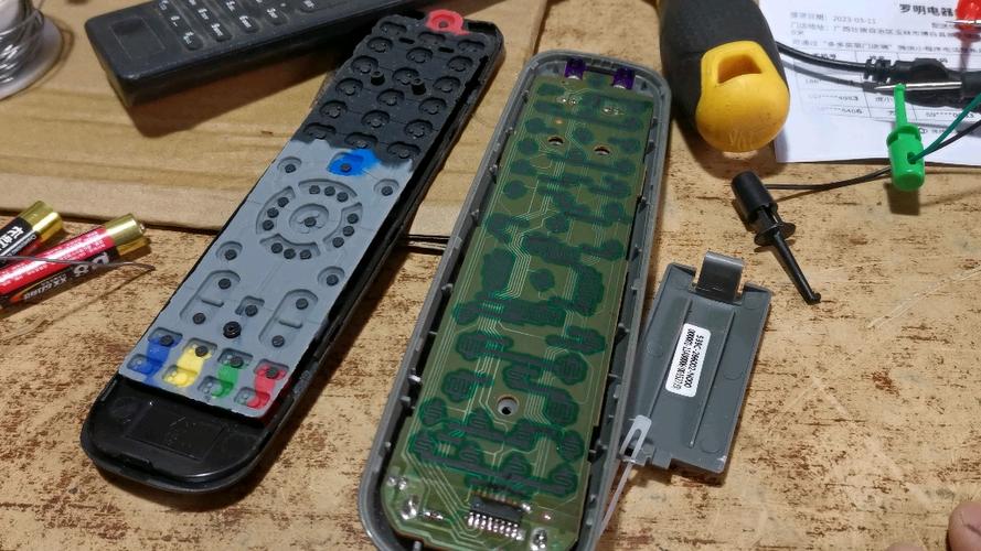 儿童玩具遥控器坏了怎么修游戏截图