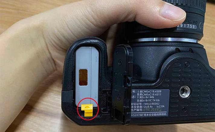 单反相机长期不用,电池要取出吗缩略图