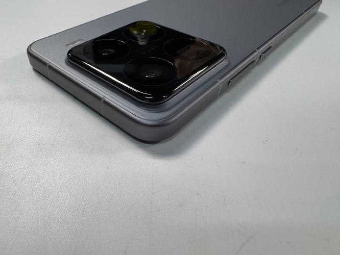 小米手机中间一行的音量灰色图标