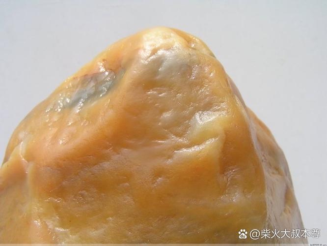 30万一克的黄蜡石图片缩略图
