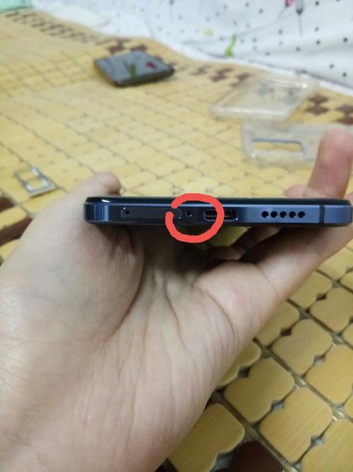 vivo手机插卡在哪个地方缩略图