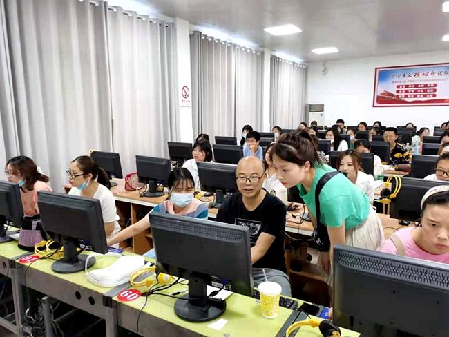 电教馆工作人员是教师吗缩略图