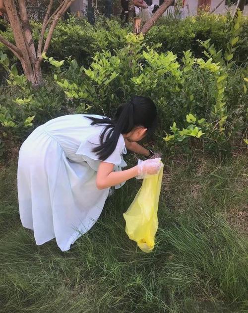 学校会因为一点小事查监控吗缩略图