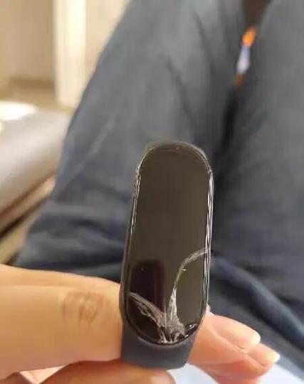 小米手环触屏没反应怎么办缩略图
