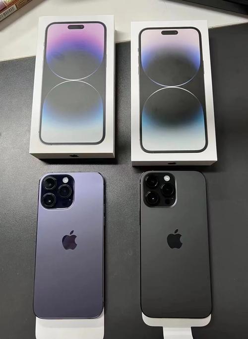 黑色手机配紫色手机壳图片游戏截图
