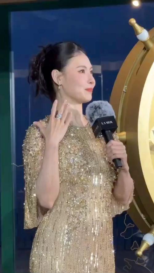 张柏芝状态好游戏截图