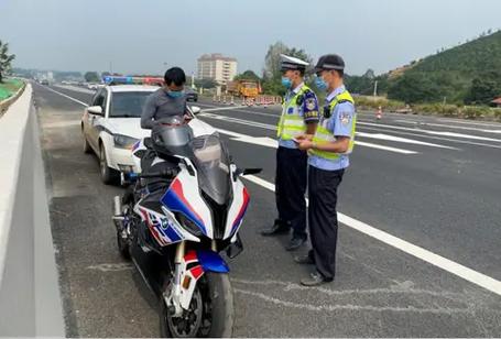 高速免费时摩托车可以上不缩略图