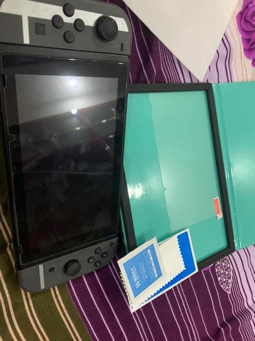 switch钢化膜裂了一道都裂了缩略图