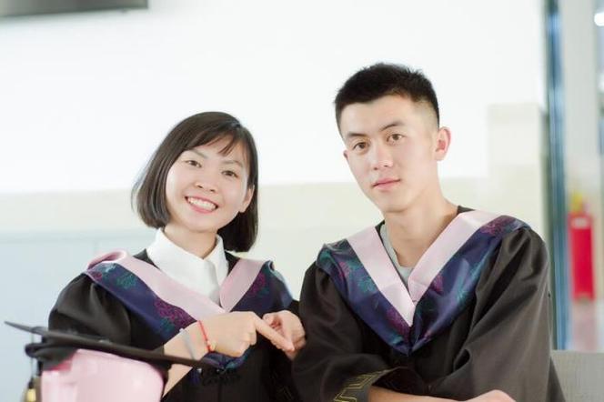 晒晒的我的大学恋爱经历缩略图