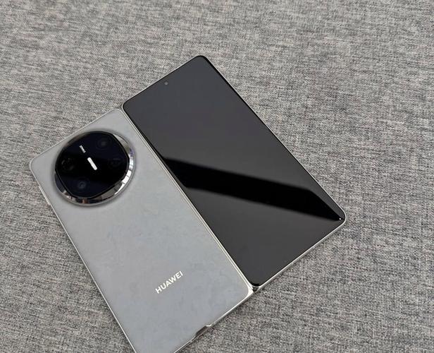 华为手机突然变成灰色缩略图