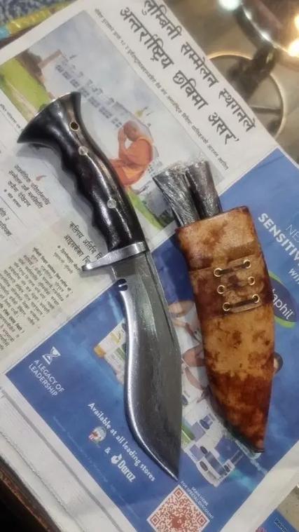 一把真的尼泊尔弯刀多少钱缩略图