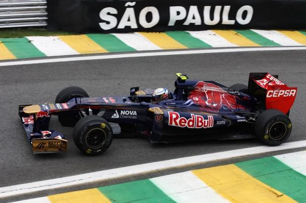 f1为什么允许红牛两个队伍缩略图