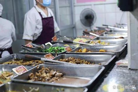 200人工地食堂承包利润图标