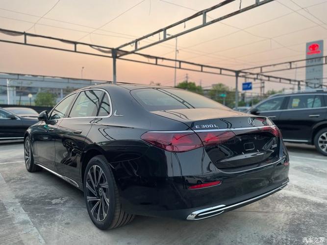奔驰e300l什么颜色最好看缩略图
