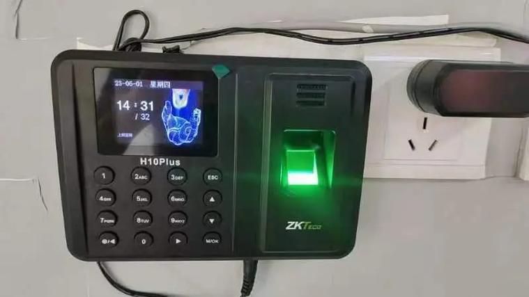 zkteco考勤机恢复出厂设置缩略图
