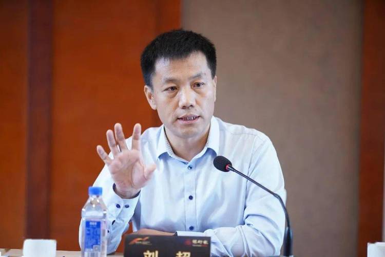 内蒙古工行刘超简历介绍缩略图
