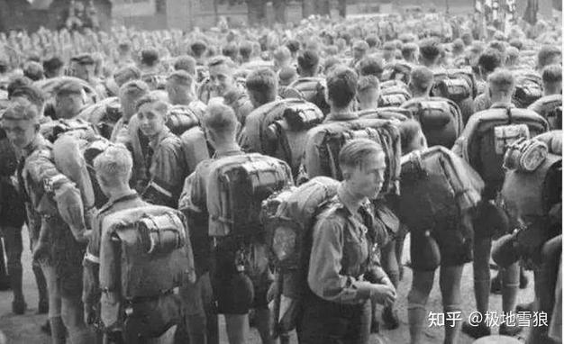 《血战党卫军》免费版在线播放电影游戏截图