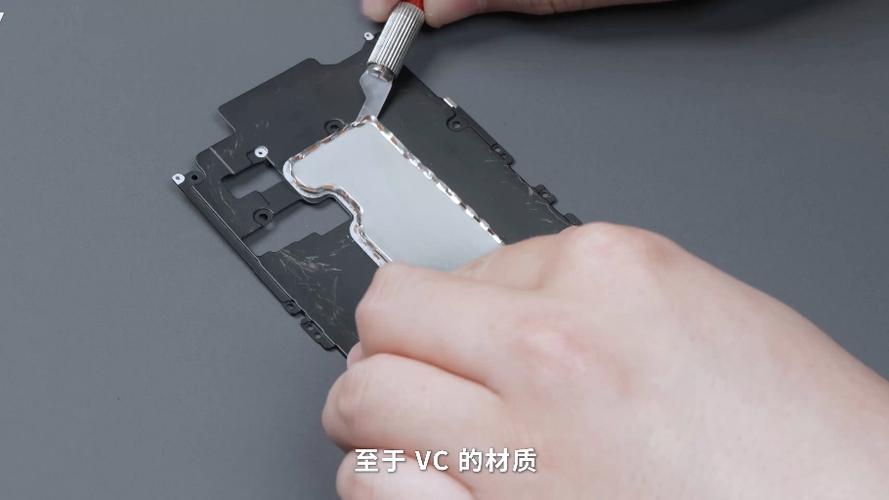 拆电脑后盖的螺丝刀型号缩略图