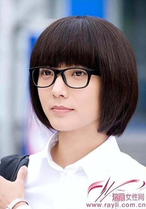张嘉译和王珞丹的演员代表作品缩略图
