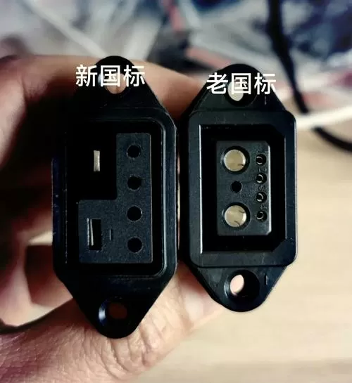 电动车电池接线口有白色的是什么图标